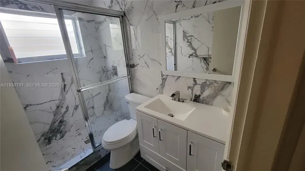 $1,650 | 1050 Pennsylvania Avenue, Unit 11, Miami Beach, FL 33139