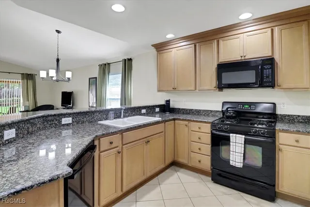 $425,000 | 19674 Villa Rosa Loop, Estero, FL 33967