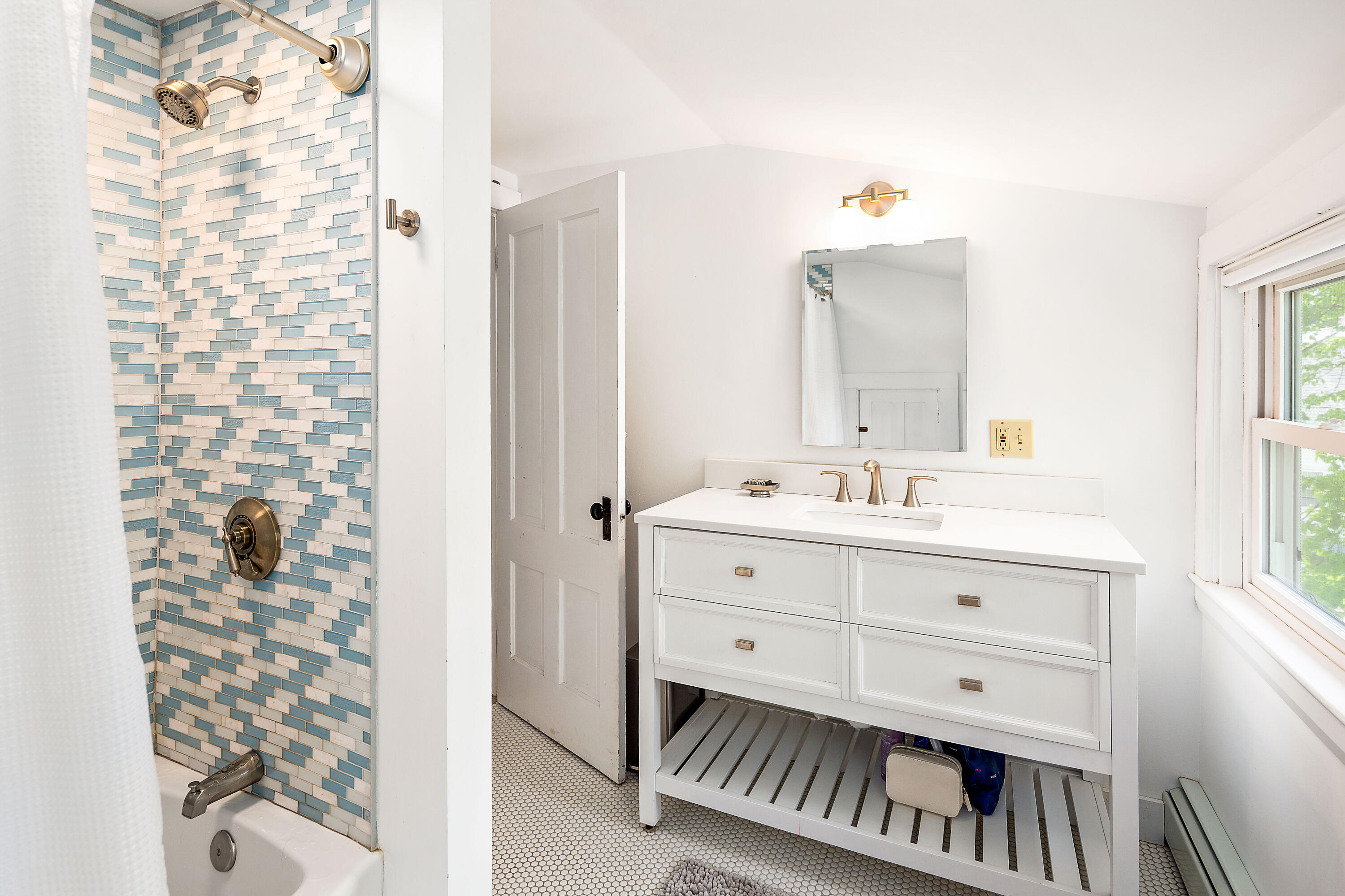 3 Cross Street Camden, ME 04843 - Photo 26 of 33 3Cross_25_SS_mls