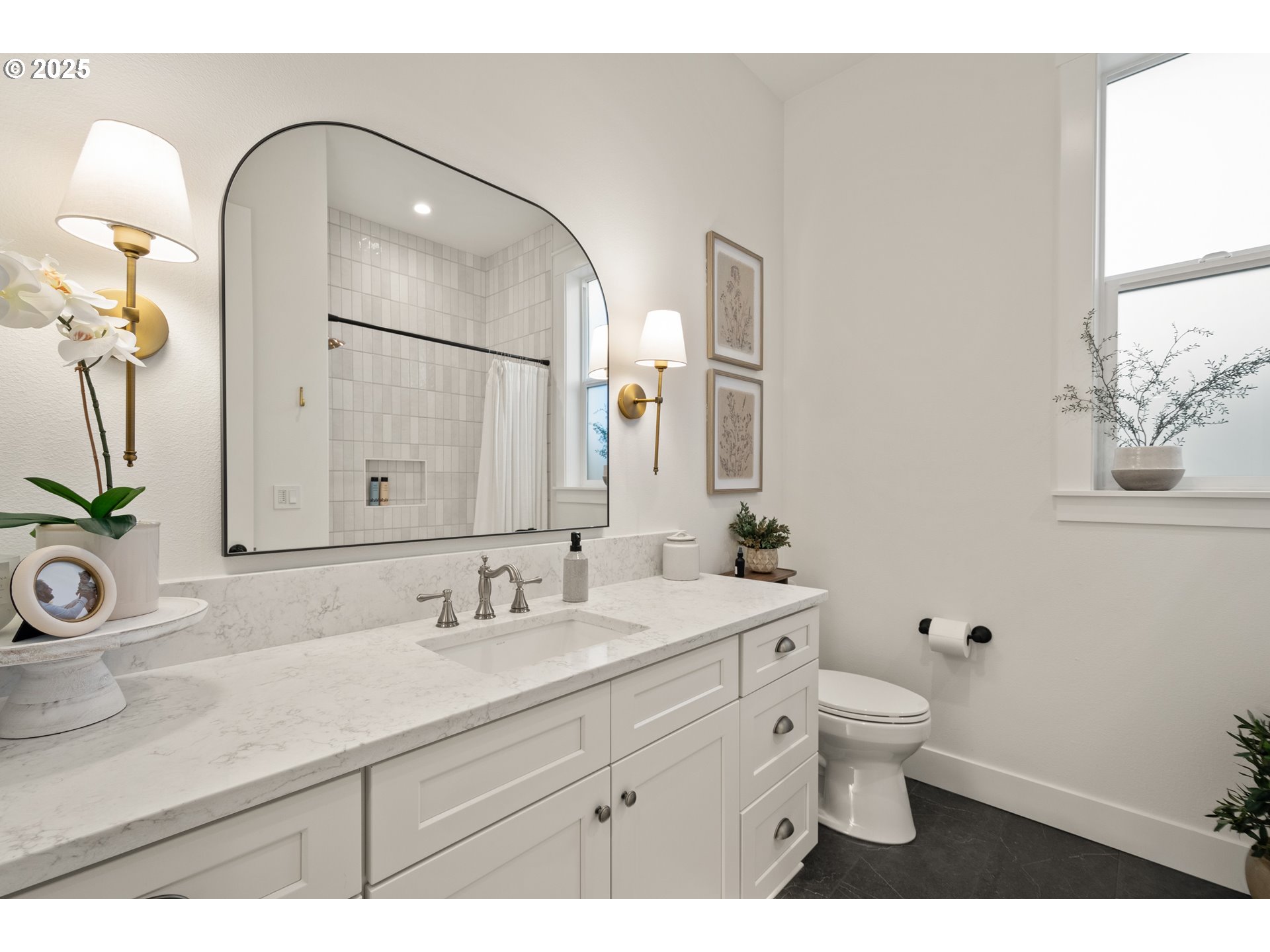 29811 Northeast Timmen Road Ridgefield, WA 98642 - Photo 35 of 47 Bathroom