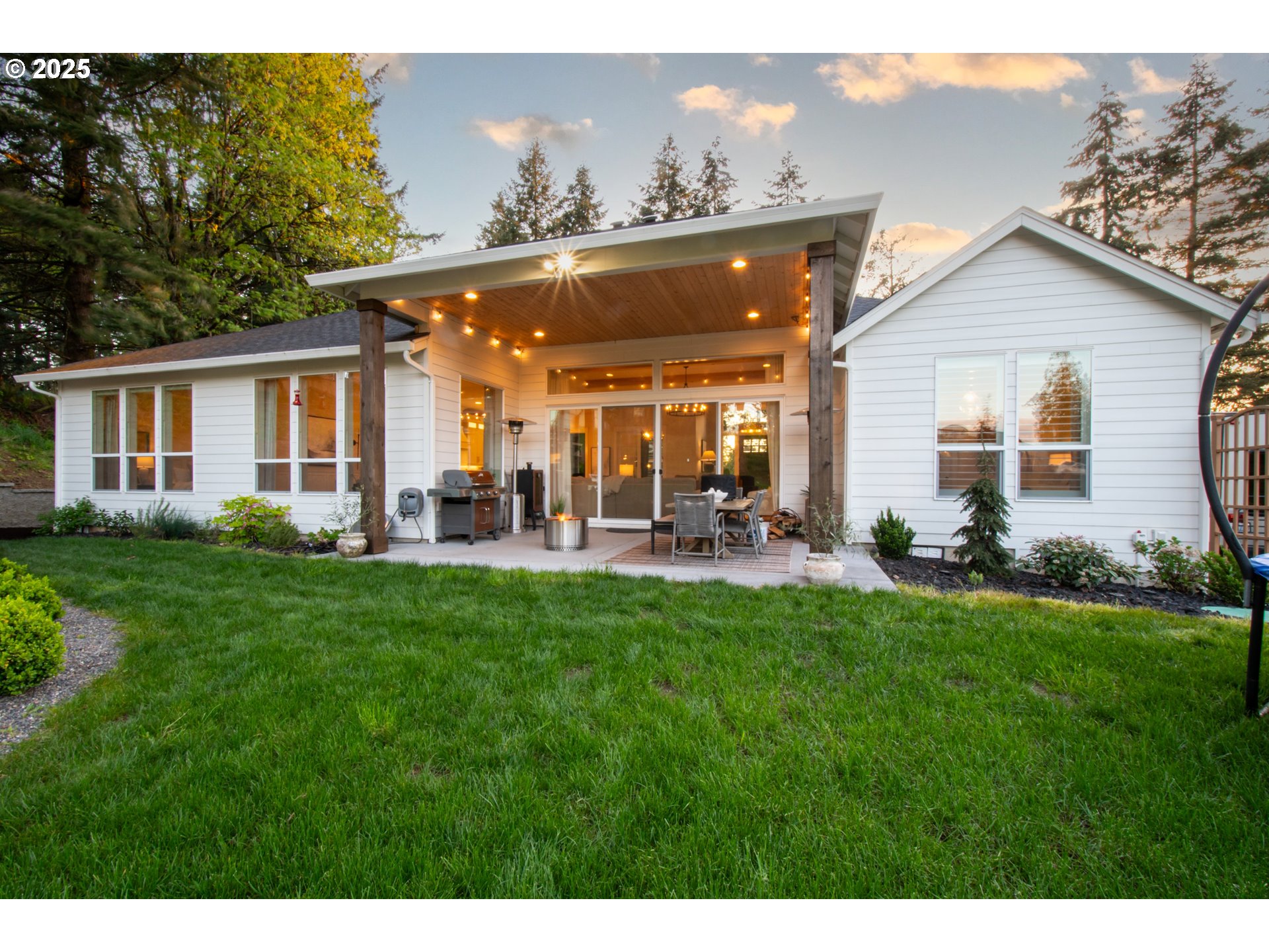 29811 Northeast Timmen Road Ridgefield, WA 98642 - Photo 38 of 47 Covered Patio