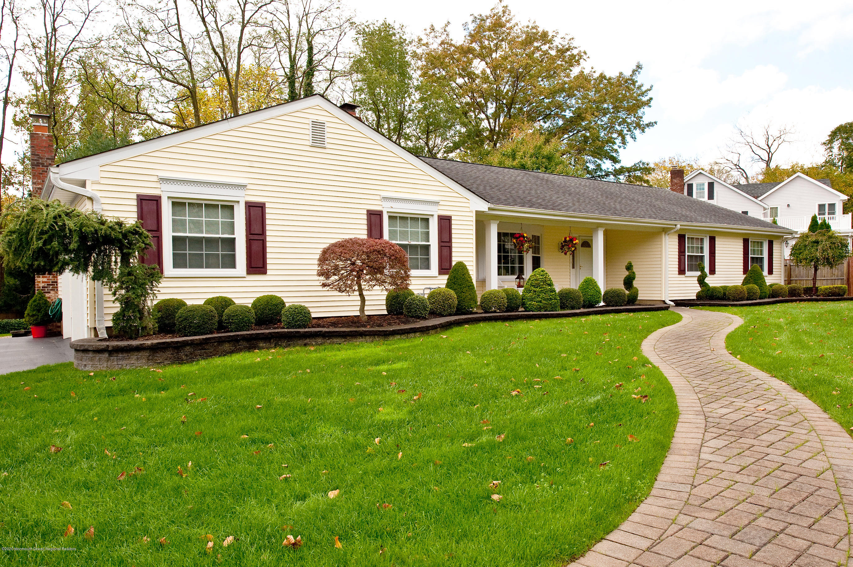 371 Dwight Road Middletown, NJ 07748 - Photo 1 of 36 201031(c)Findlay-3427