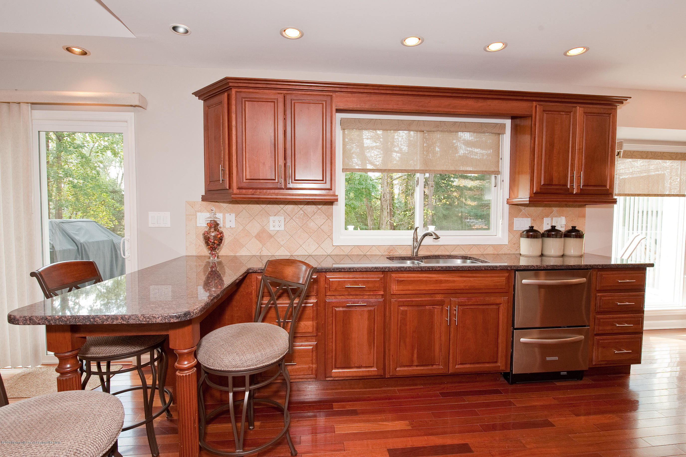 371 Dwight Road Middletown, NJ 07748 - Photo 11 of 36 201031(c)Findlay-3347