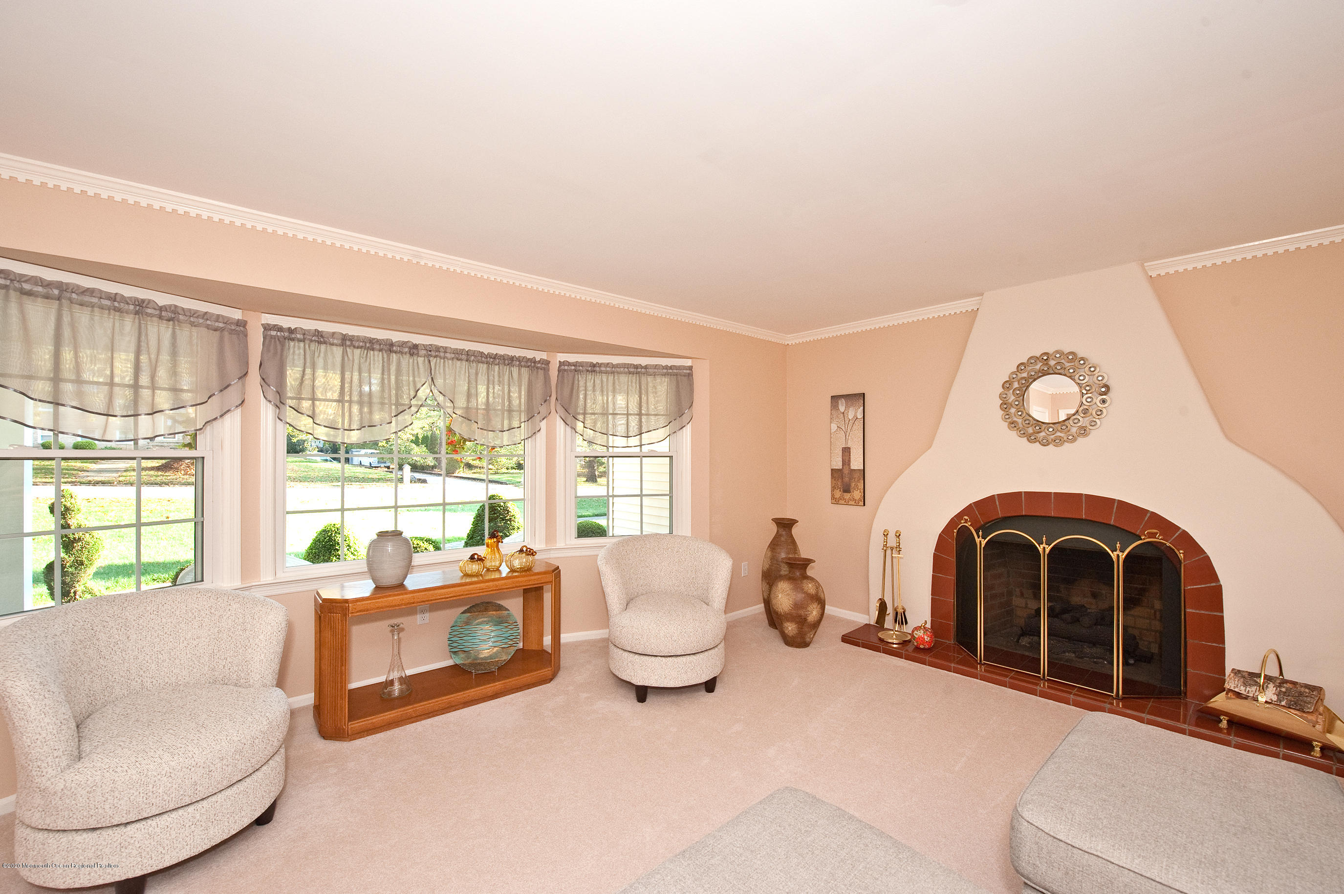 371 Dwight Road Middletown, NJ 07748 - Photo 3 of 36 201031(c)Findlay-3236