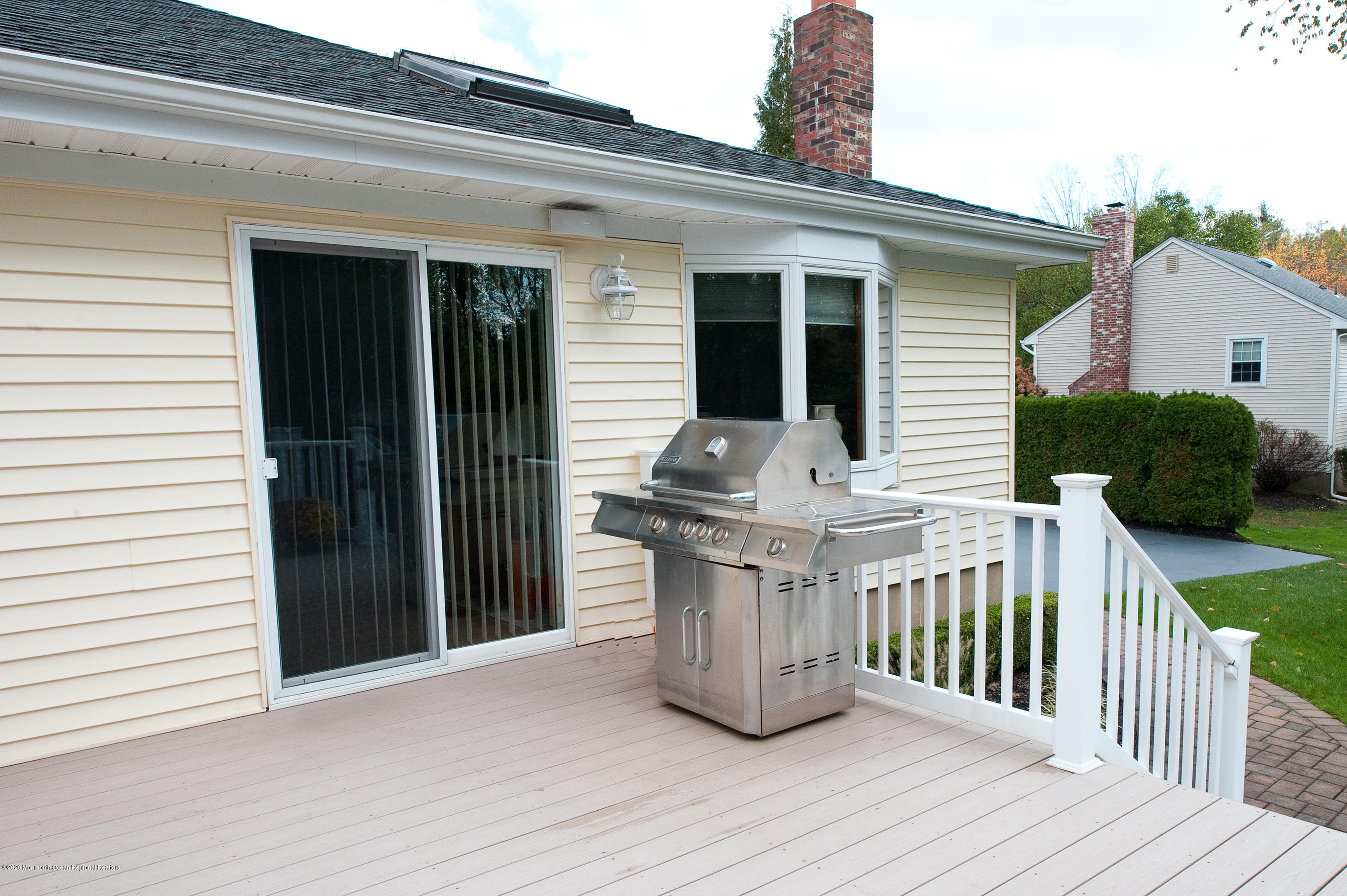 371 Dwight Road Middletown, NJ 07748 - Photo 31 of 36 201031(c)Findlay-3382