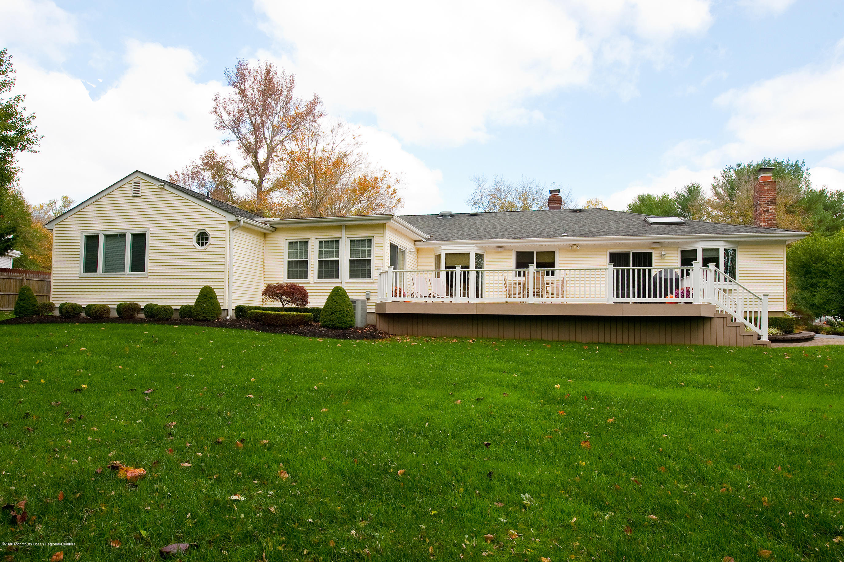 371 Dwight Road Middletown, NJ 07748 - Photo 32 of 36 201031(c)Findlay-3405