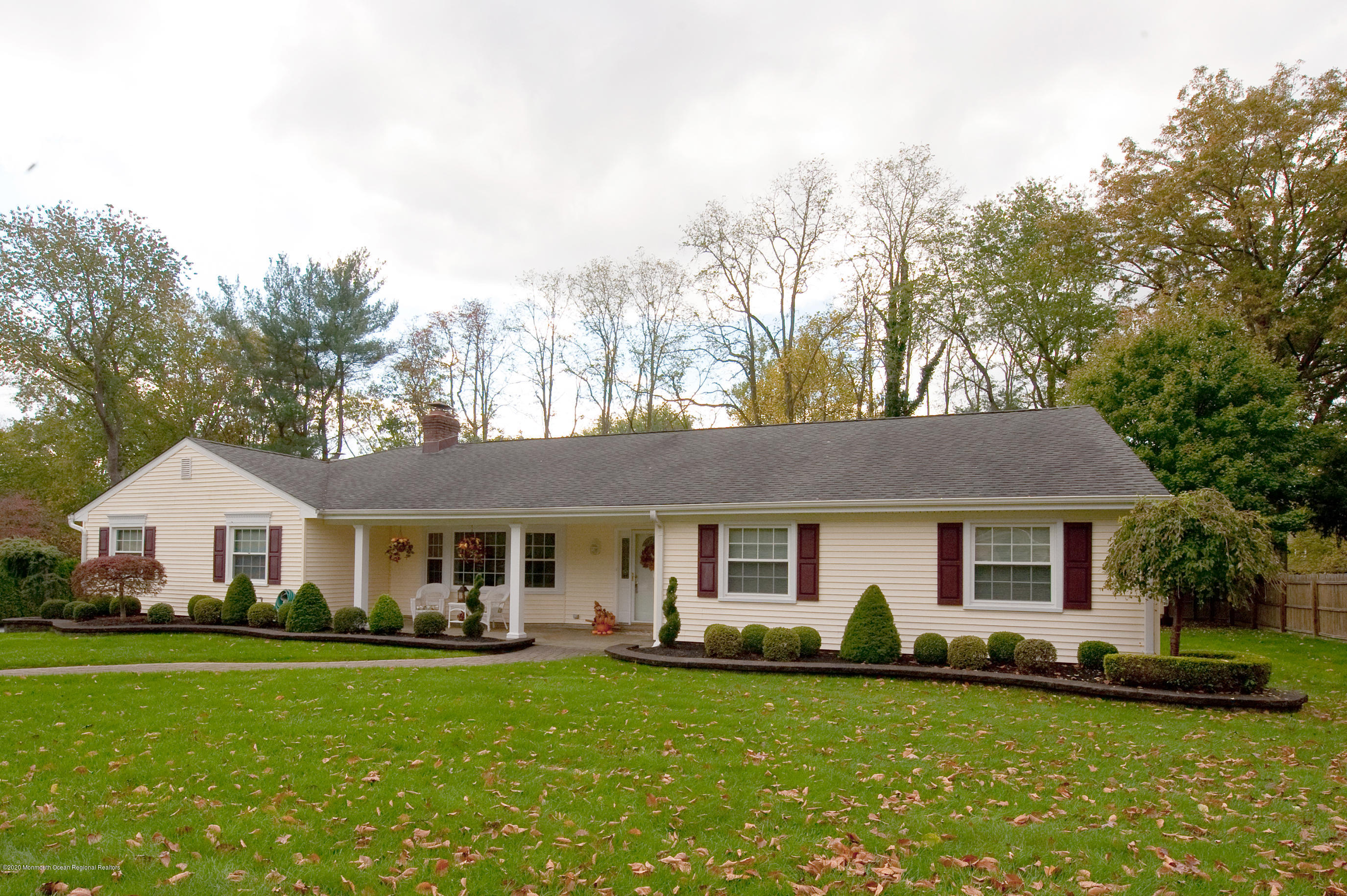 371 Dwight Road Middletown, NJ 07748 - Photo 33 of 36 201031(c)Findlay-3415