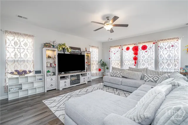 $3,300 | 150 Sessile Oak Drive, Savannah, GA 31419