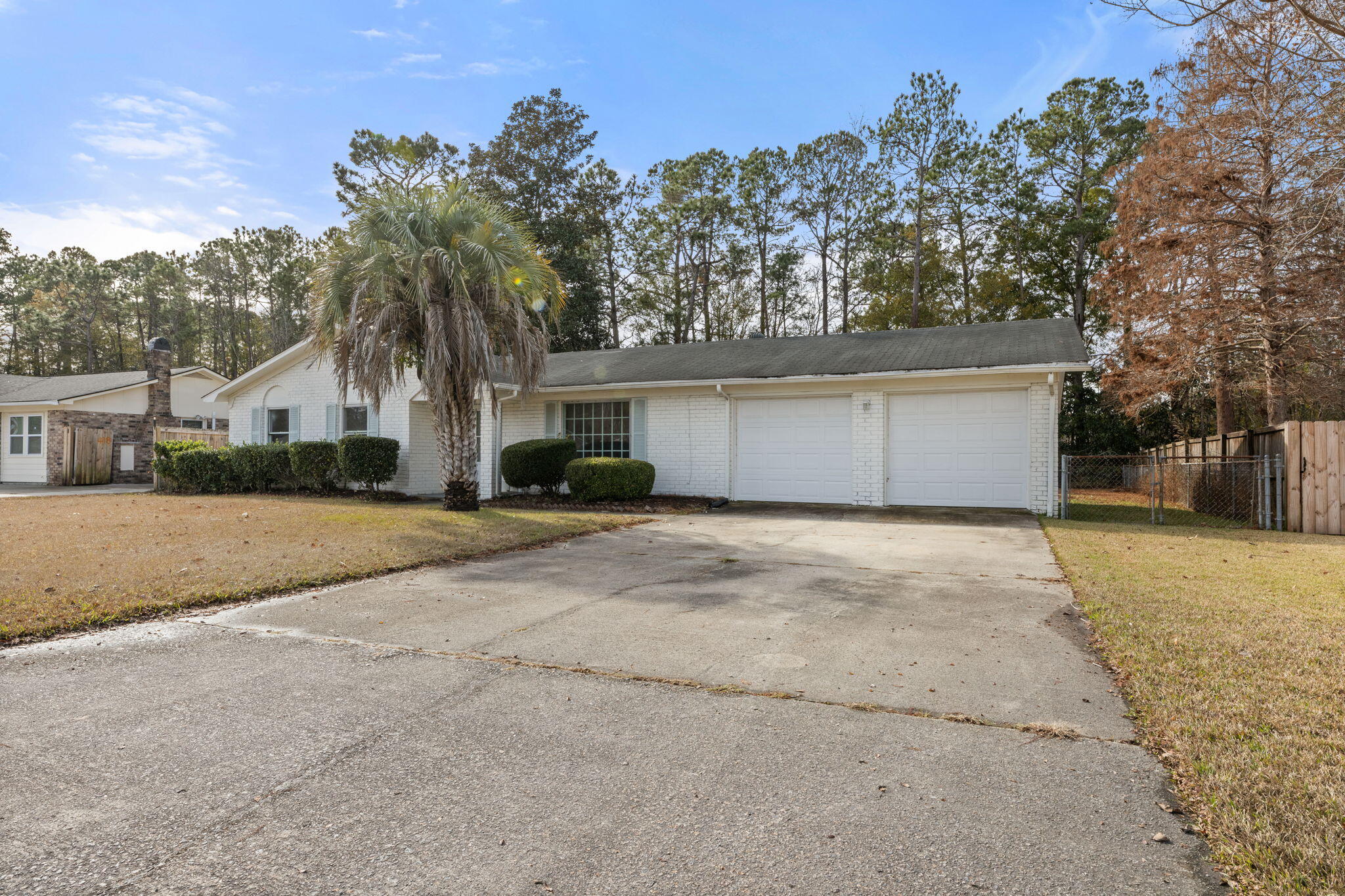416 Beauregard Road Summerville, SC 29486 - Photo 4 of 31 416 Beauregard Rd front exterior