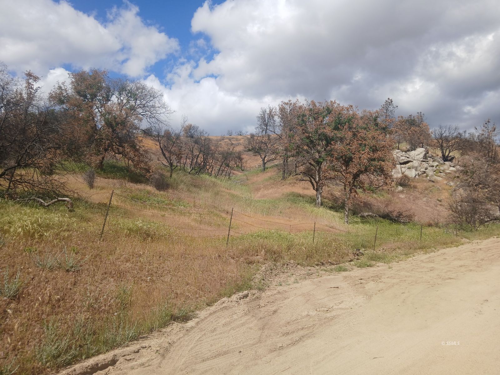 Kendall Road Caliente, CA 93518 - Photo 2 of 11