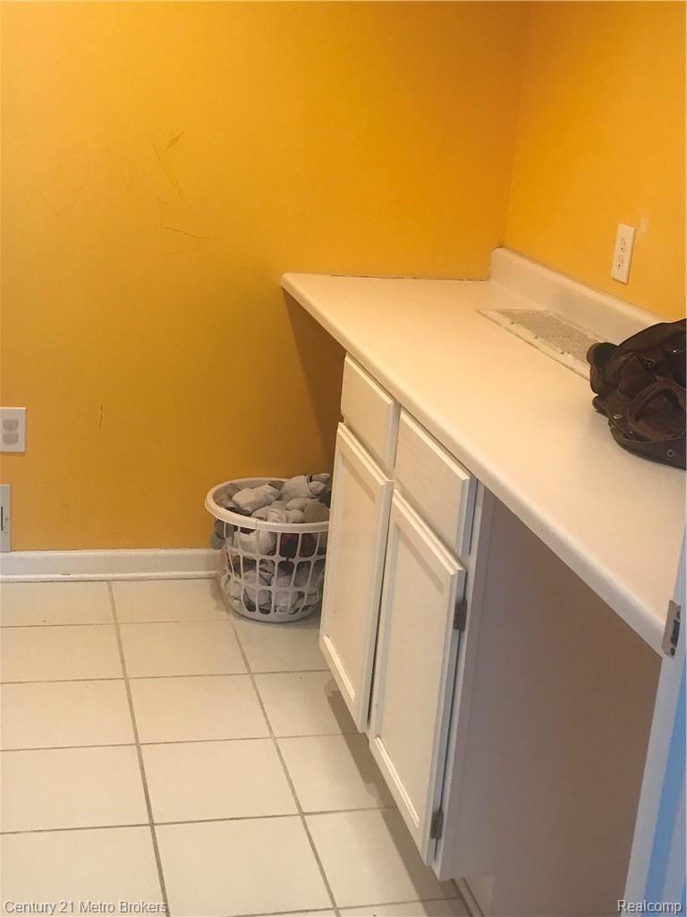 5310 North Vassar Road Flint, MI 48506 - Photo 17 of 32 81A98721-ED9D-4B4D-9138-795A39646553.jpeg