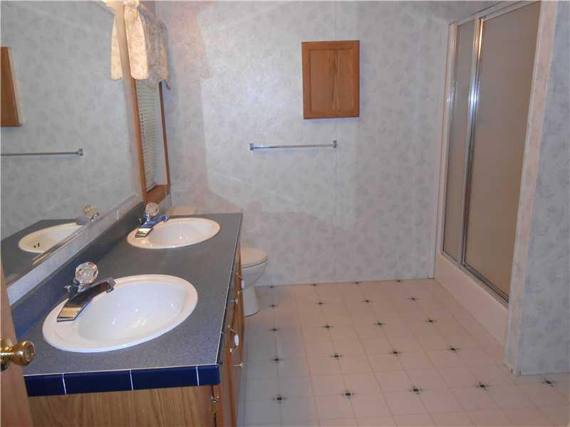 27 Rainbow Road Belgrade, ME 04917 - Photo 8 of 12 Master Bath/Spa.