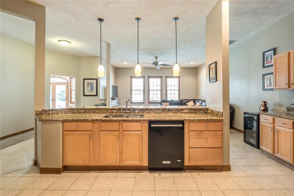 4297 Moss Point Lane Springfield, OH 45504 - Photo 14 of 35