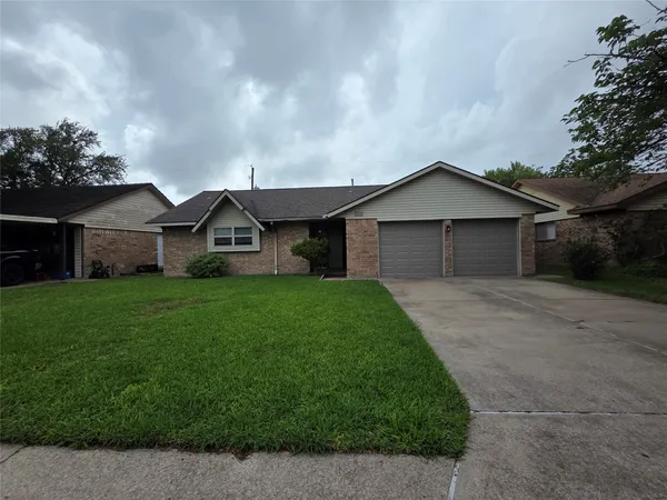$1,750 | 1710 Park Avenue, Deer Park, TX 77536