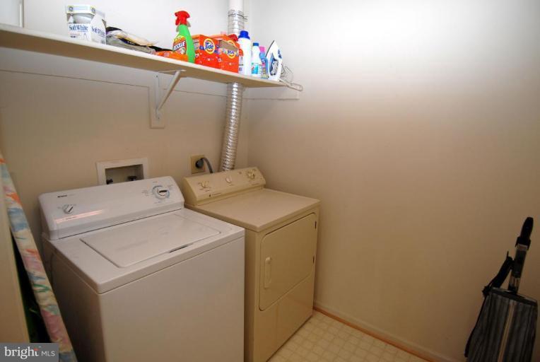 1272 Woodbrook Court Reston, VA 20194 - Photo 24 of 24 Laundry Area 1