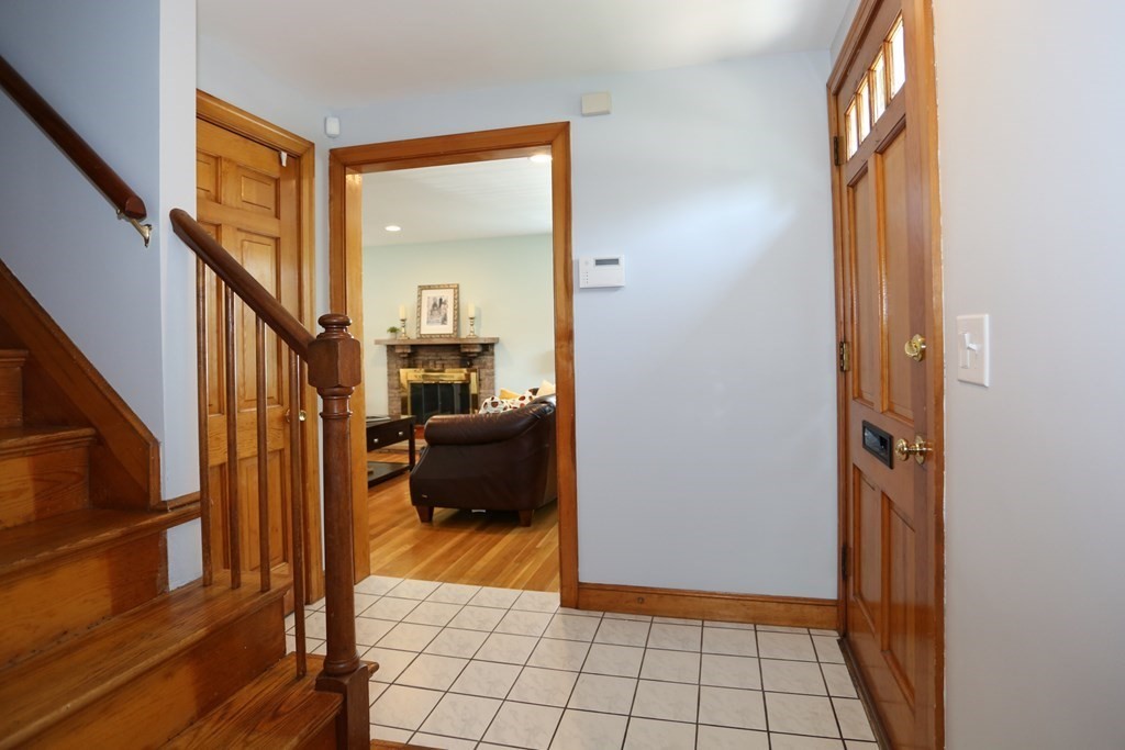 24 Longview Road Framingham, MA 01701 - Photo 13 of 35 Gallery Image 13