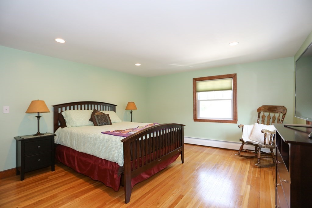 24 Longview Road Framingham, MA 01701 - Photo 18 of 35 Gallery Image 18