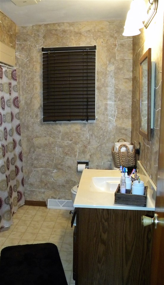 5917 East Rick Road Muncie, IN 47303 - Photo 9 of 11 Gallery Image 9