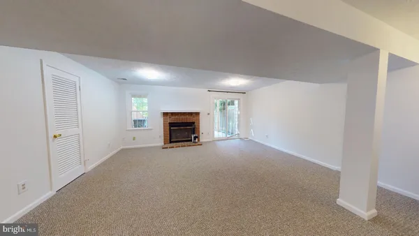 $3,300 | 5739 Oakshore Court, Burke, VA 22015