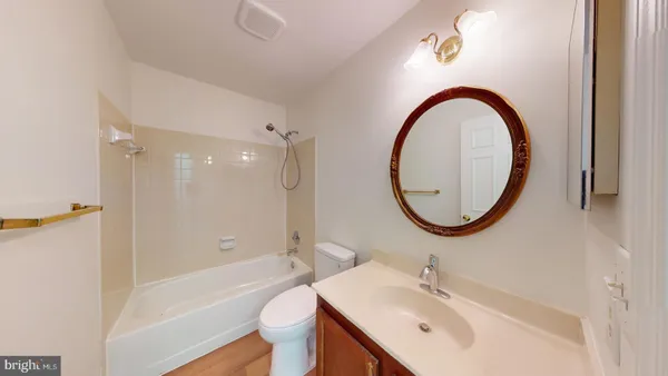 $3,300 | 5739 Oakshore Court, Burke, VA 22015