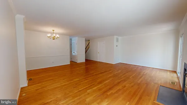 $3,300 | 5739 Oakshore Court, Burke, VA 22015