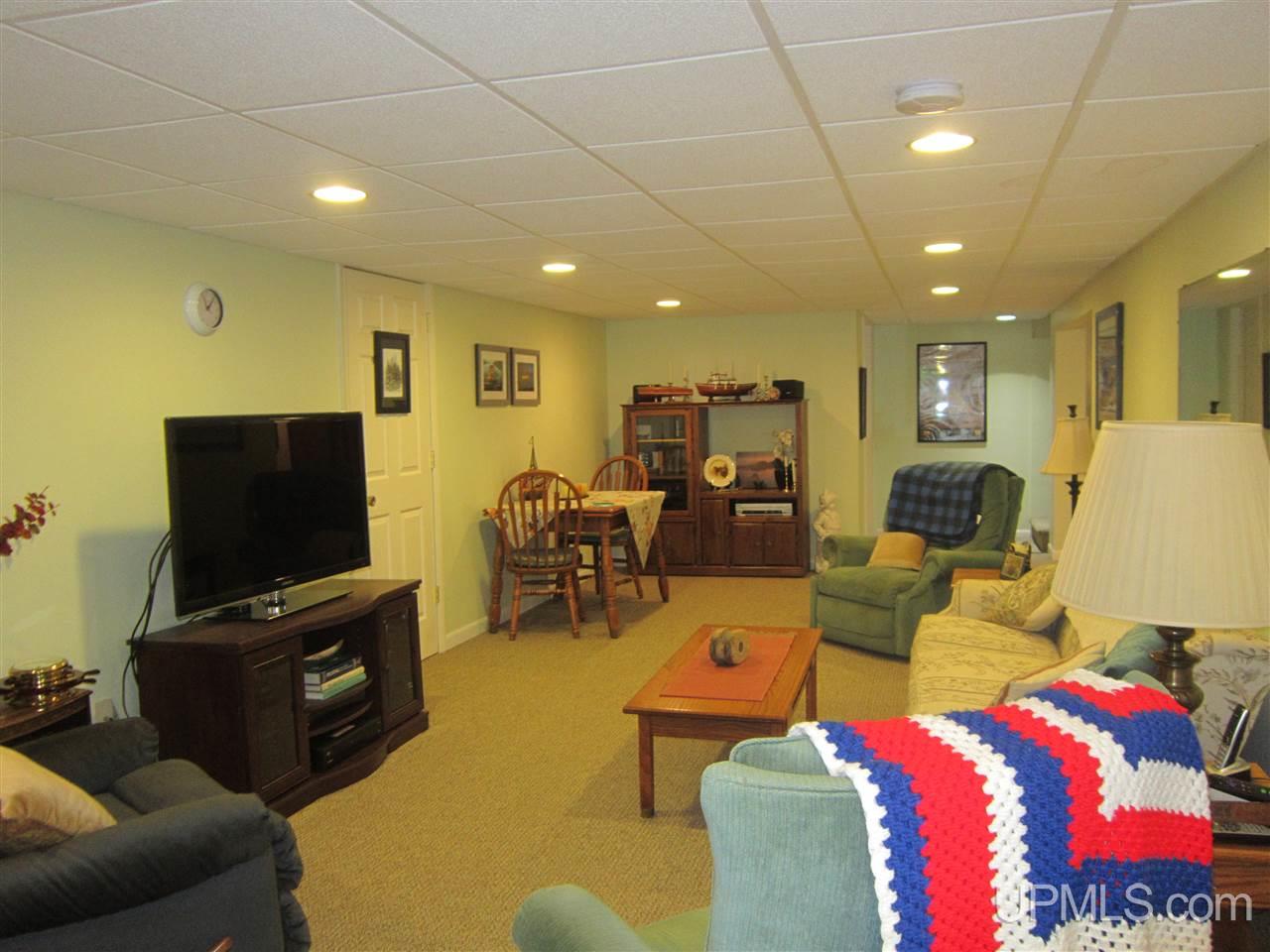 E9516 Lehnen Road Munising, MI 49862 - Photo 11 of 36 Gallery Image 11