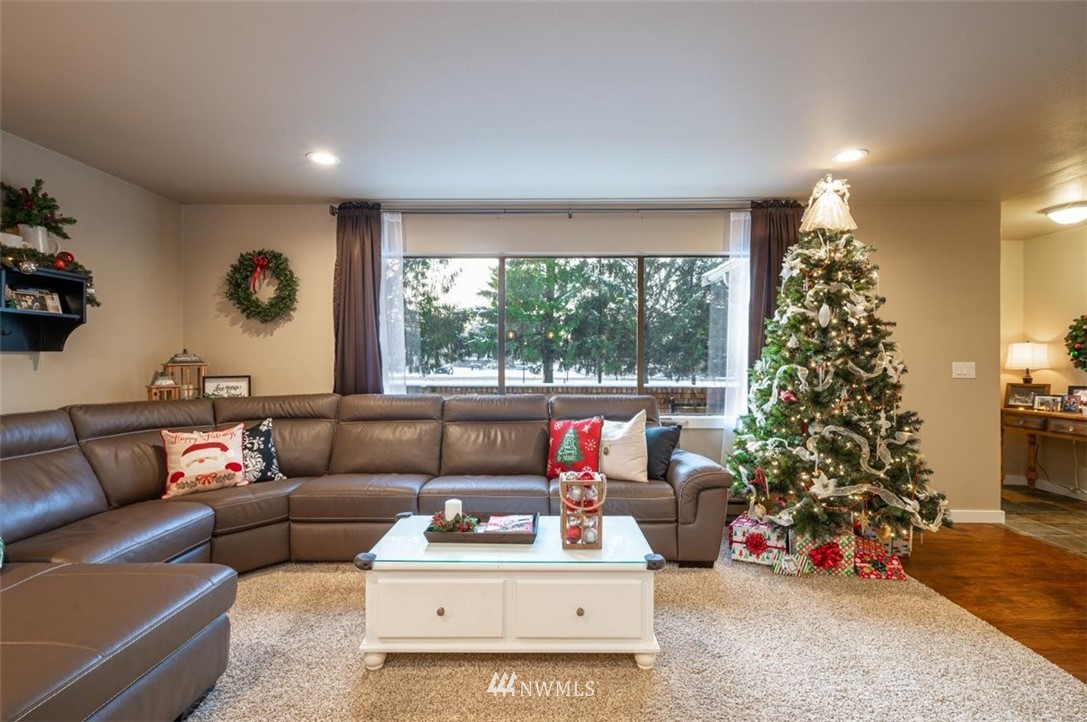 6976 Mission Road Everson, WA 98247 - Photo 11 of 28 Gallery Image 11