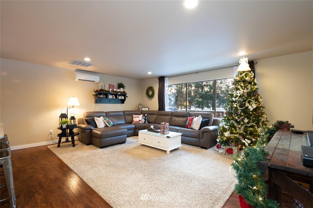 6976 Mission Road Everson, WA 98247 - Photo 10 of 28 Gallery Image 10
