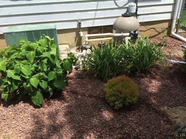 2219 Pinehurst Road Bethlehem, PA 18018 - Photo 39 of 44 Landscaped Beds