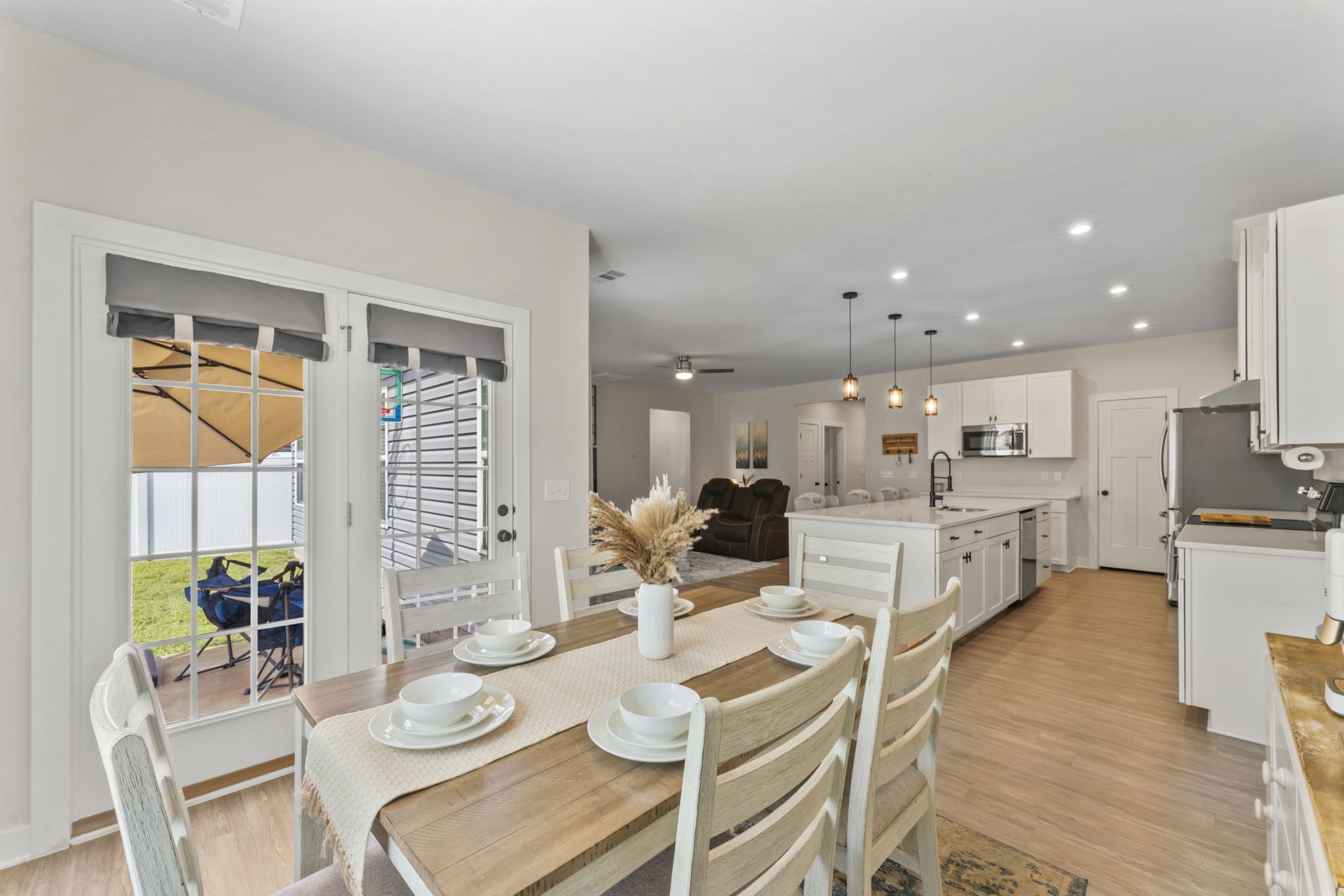 907 Caywood Road Smyrna, TN 37167 - Photo 9 of 32 a living room with furniture kitchen and a table