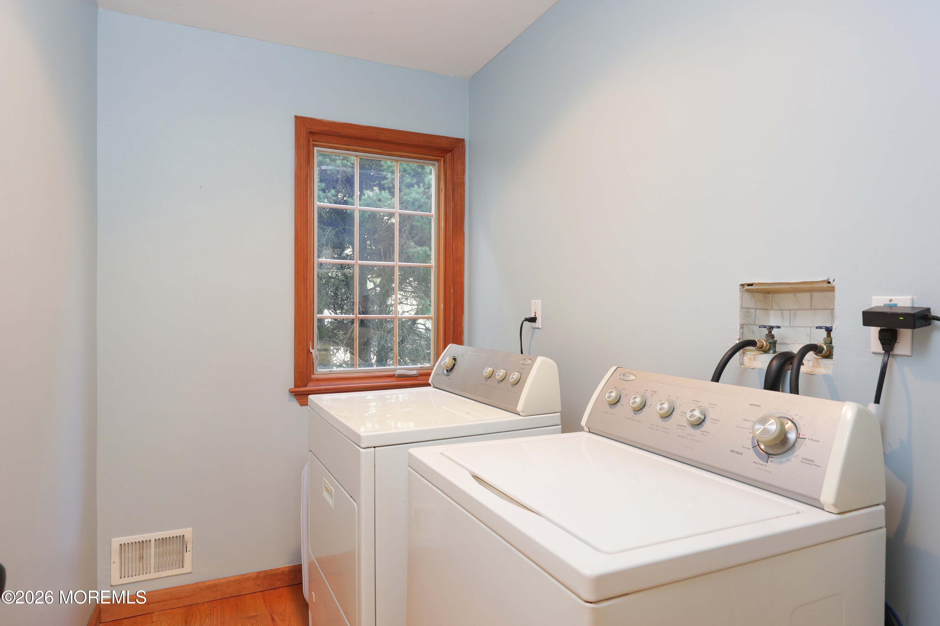 149 Ueland Road Red Bank, NJ 07701 - Photo 20 of 30 758A8685