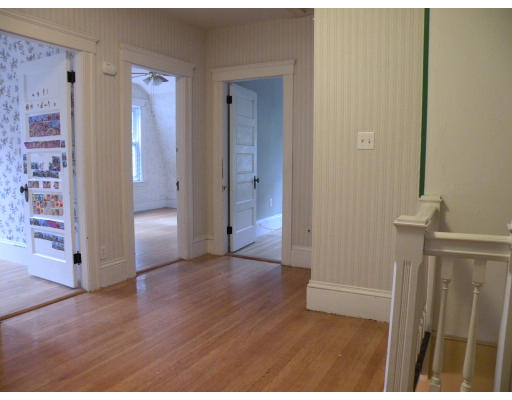 94-96 Beaconsfield Road Worcester, MA 01602 - Photo 23 of 29