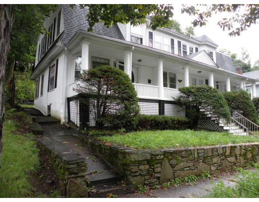 94-96 Beaconsfield Road Worcester, MA 01602 - Photo 3 of 29