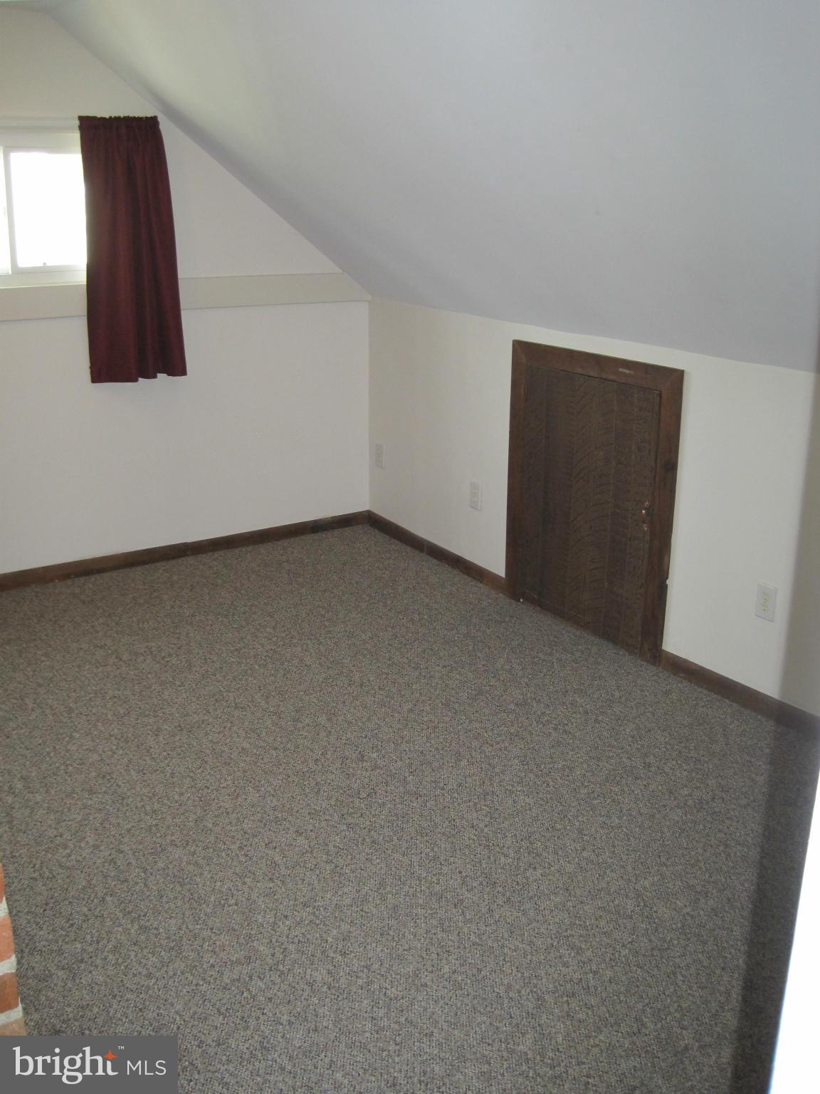 9909 Dilston Road Silver Spring, MD 20903 - Photo 19 of 21 Bedroom
