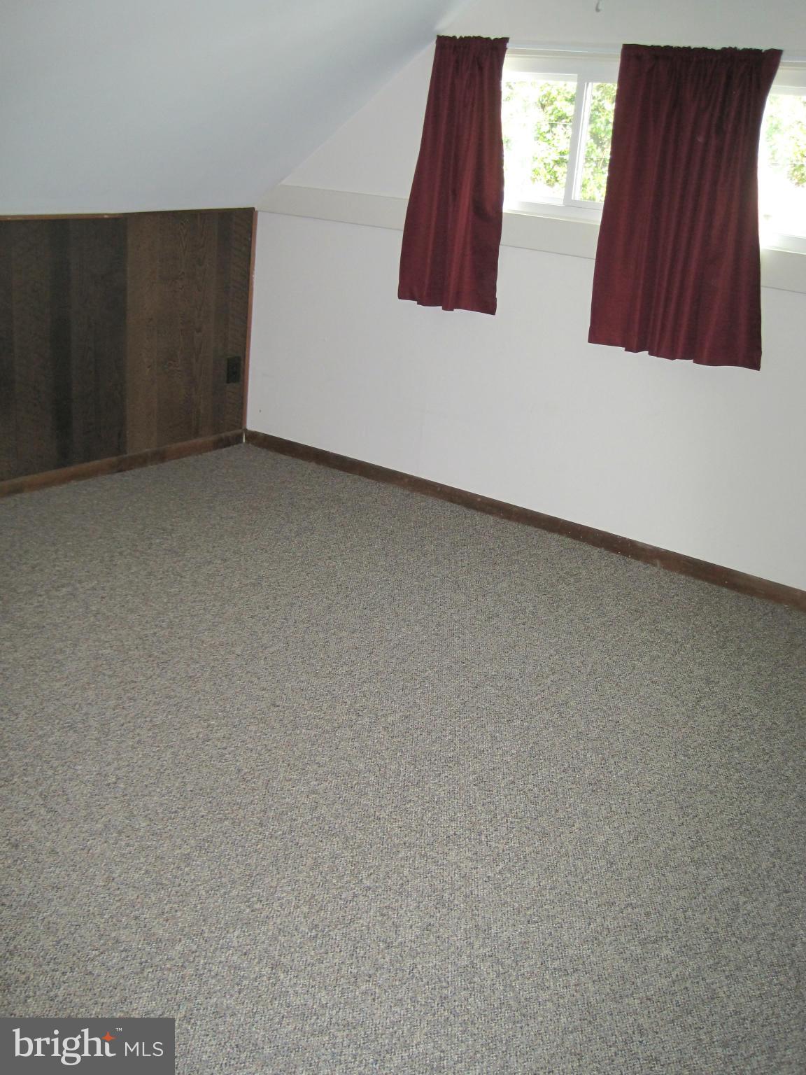 9909 Dilston Road Silver Spring, MD 20903 - Photo 20 of 21 Bedroom