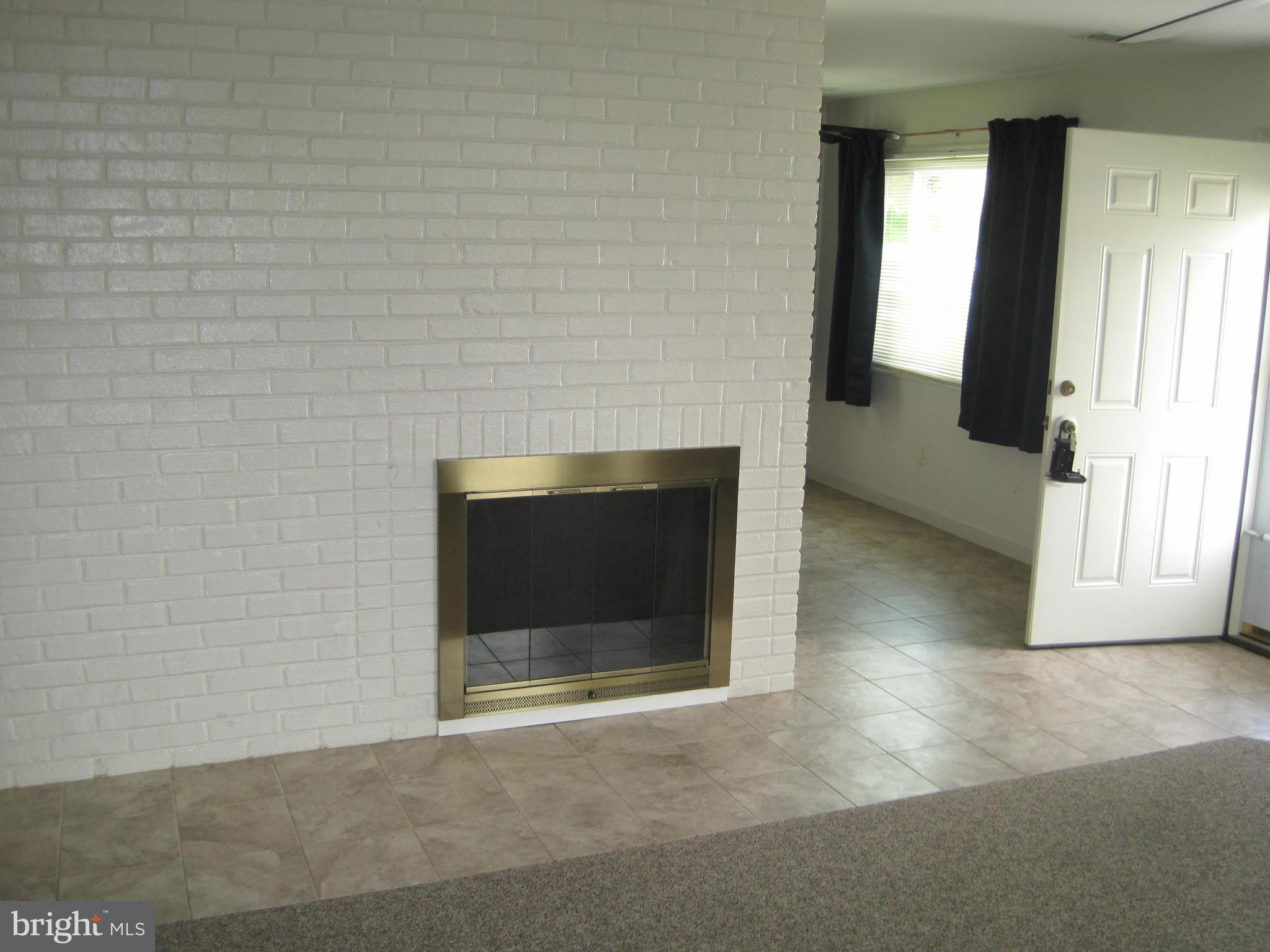 9909 Dilston Road Silver Spring, MD 20903 - Photo 9 of 21 Living Room