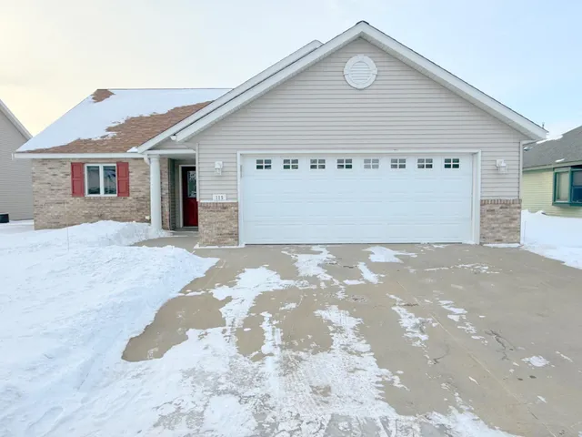 $299,000 | 115 Emerald Avenue, Melrose, MN 56352