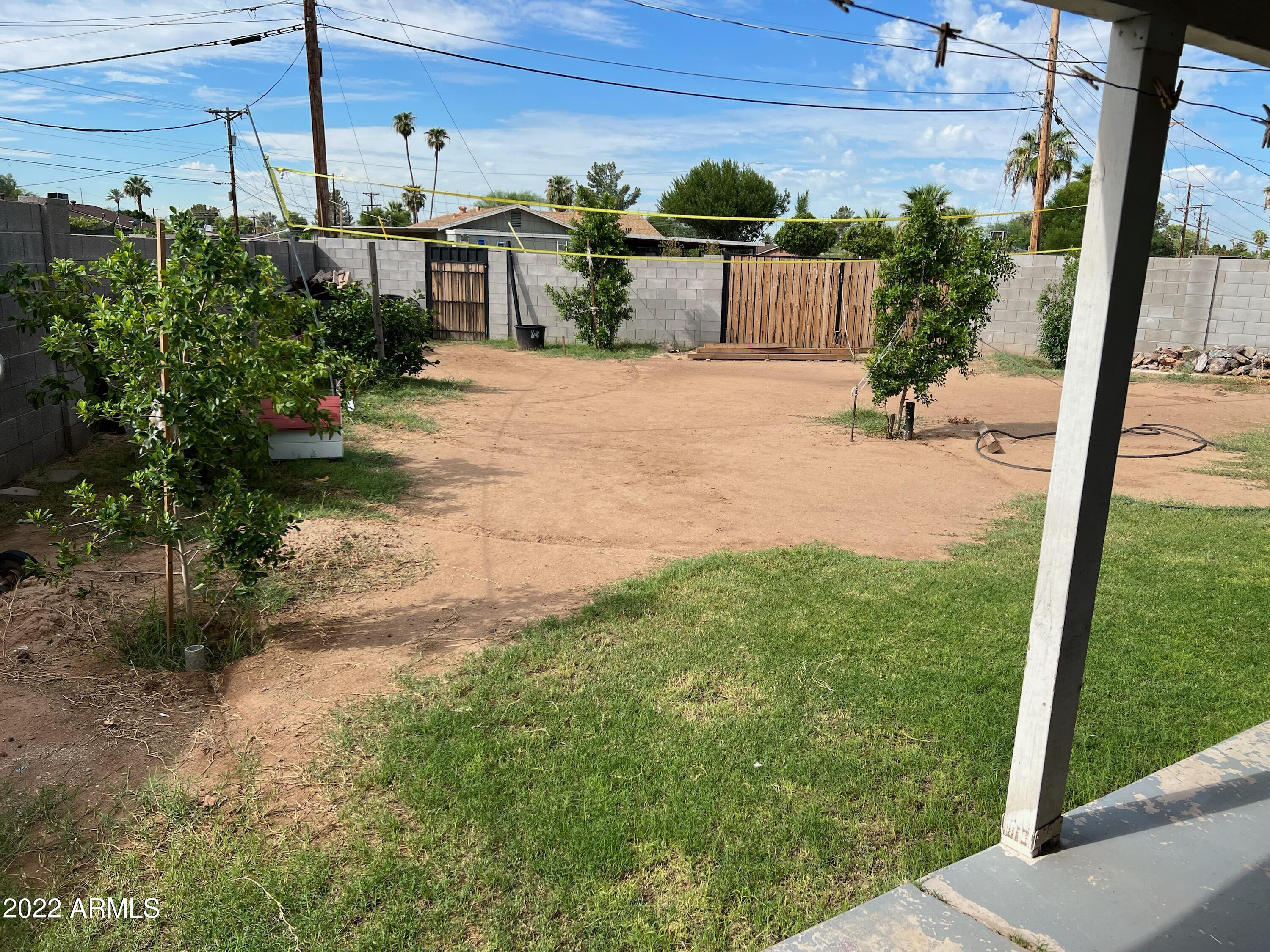 5407 West Camelback Road Phoenix, AZ 85031 - Photo 5 of 7 IMG_8289