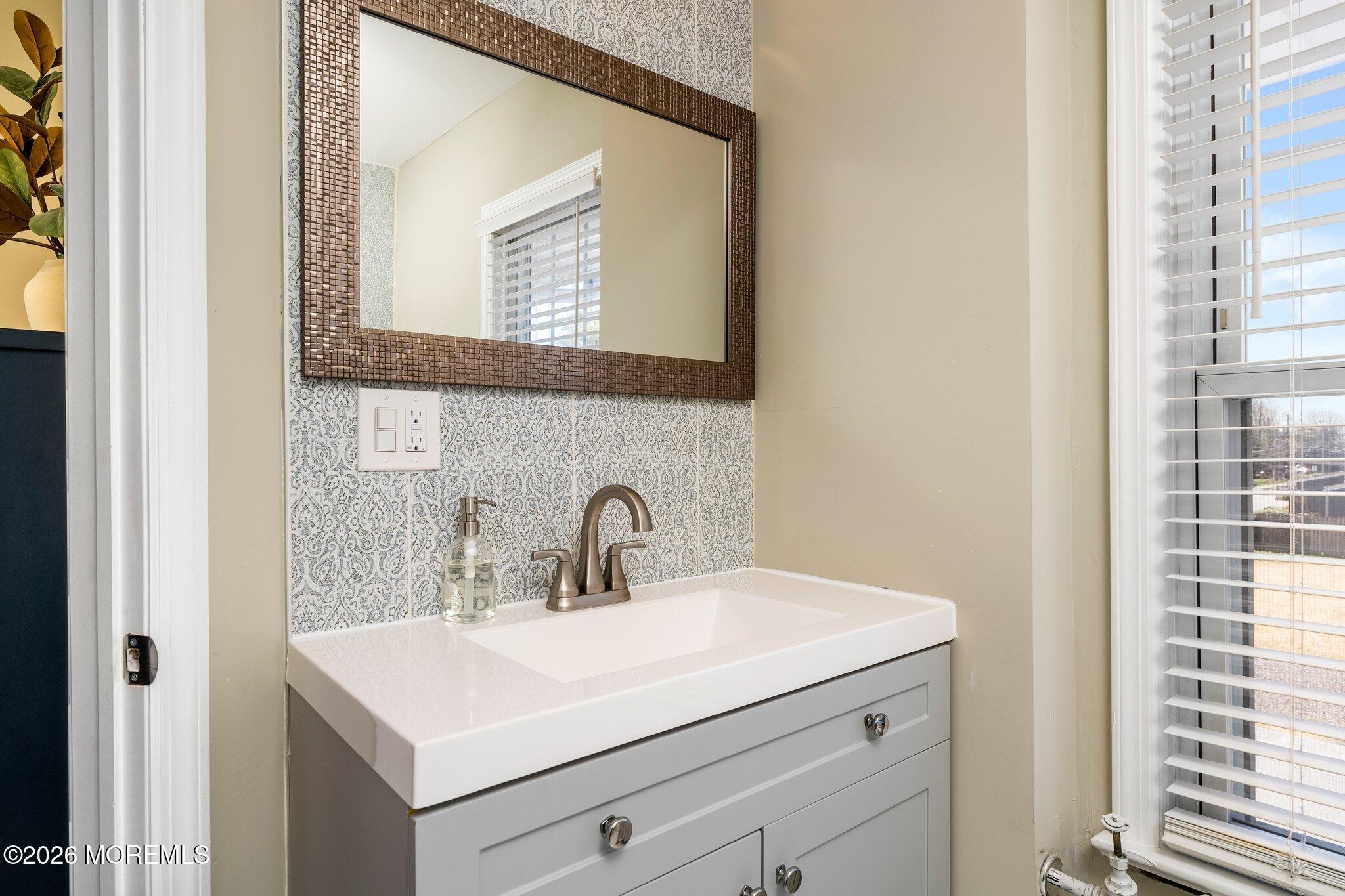 4053 Nottingham Way Hamilton Square, NJ 08690 - Photo 10 of 14 4053_Nottingham_Way-26