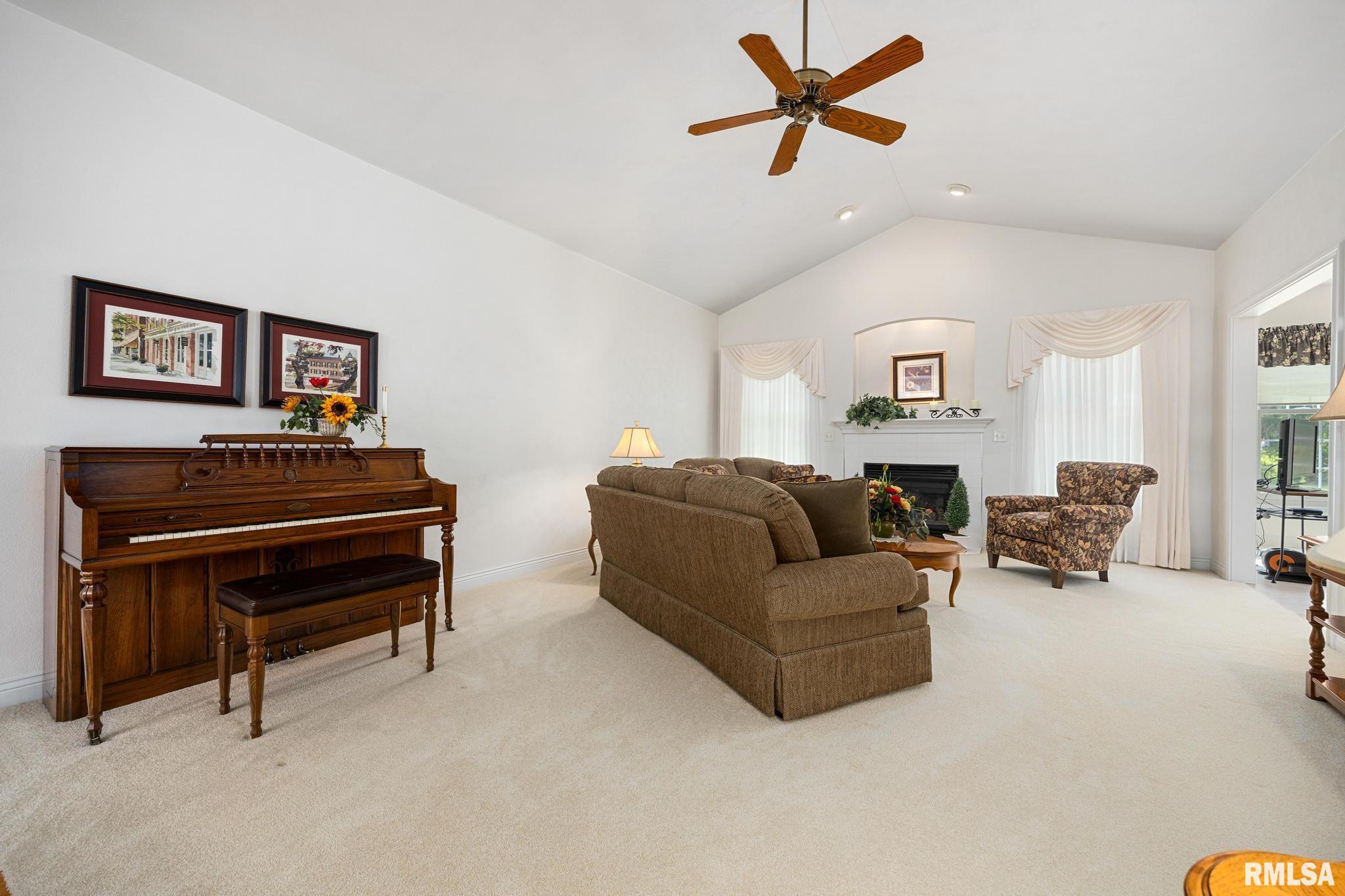 1930 Chestnut Lane Washington, IL 61571 - Photo 13 of 47