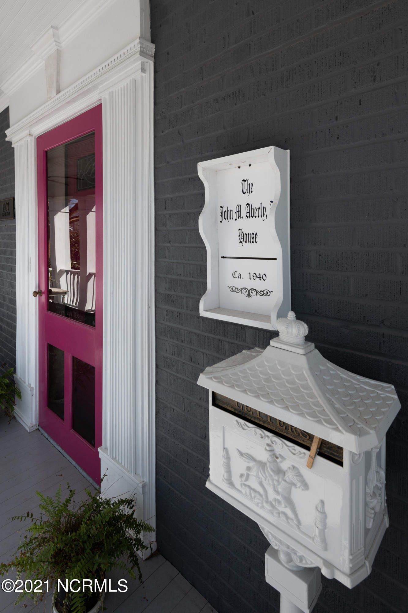1502 Tryon Road New Bern, NC 28560 - Photo 2 of 56 1502_Tryon-5