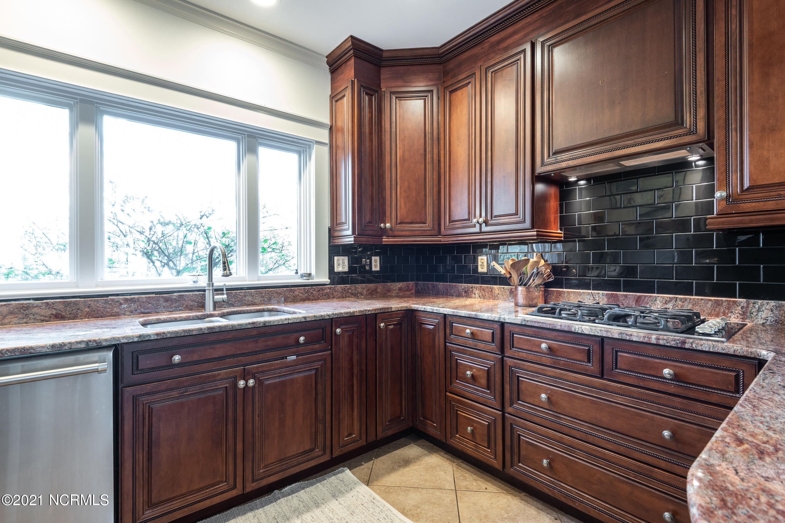 1502 Tryon Road New Bern, NC 28560 - Photo 24 of 56 1502_Tryon-55