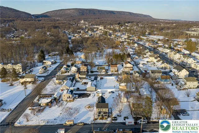 $385,000 | 38 West 2nd Street, Wind Gap, PA 18091