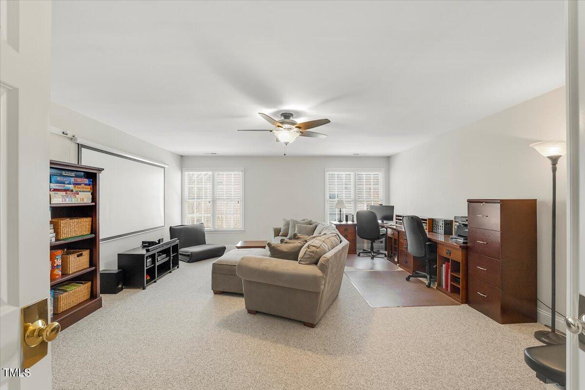 9641 Heathermill Lane Raleigh, NC 27617 - Photo 33 of 50 34-P1143036