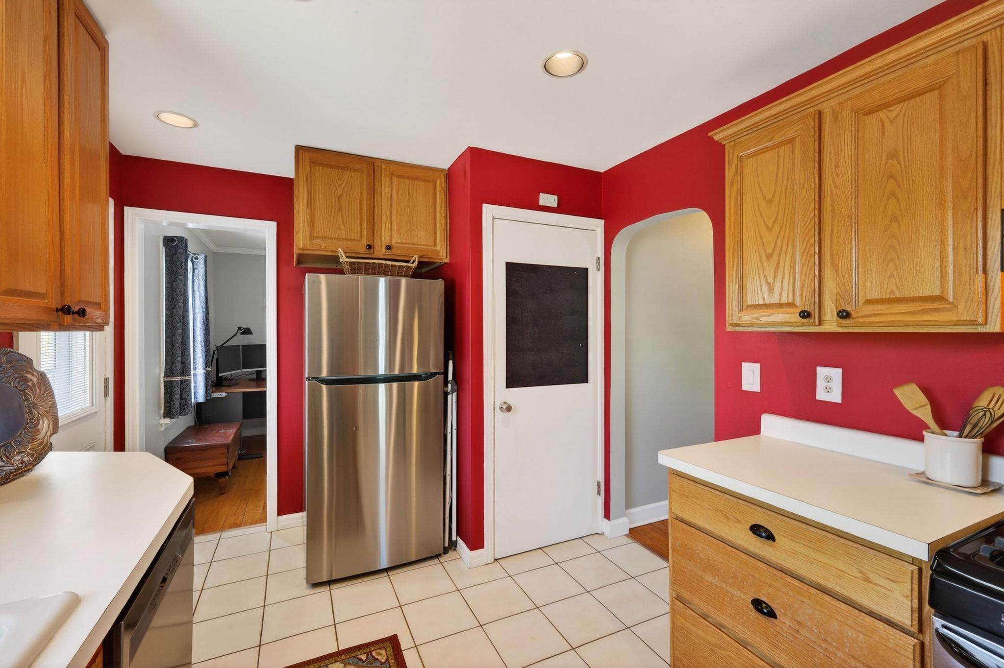 7203 Franklin Avenue Middleton, WI 53562 - Photo 13 of 47