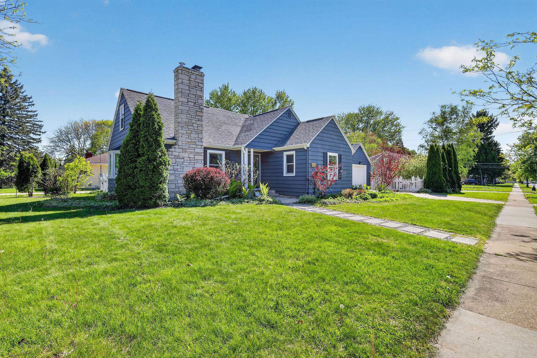 7203 Franklin Avenue Middleton, WI 53562 - Photo 34 of 47