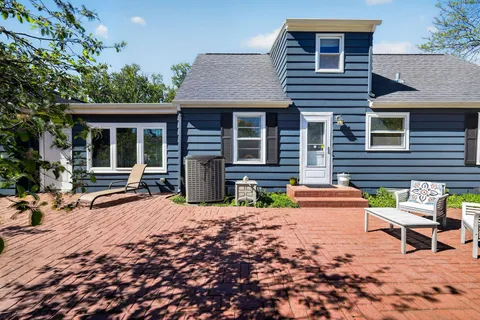 $525,000 | 7203 Franklin Avenue, Middleton, WI 53562