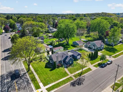 $525,000 | 7203 Franklin Avenue, Middleton, WI 53562