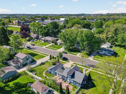 $525,000 | 7203 Franklin Avenue, Middleton, WI 53562