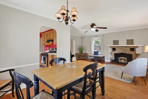 $525,000 | 7203 Franklin Avenue, Middleton, WI 53562